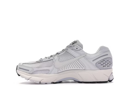 Nike Zoom Vomero 5 Grey